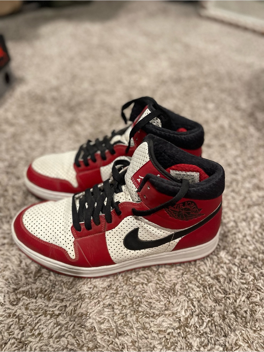 Mens Jordan Alpha 1 Chicago - Size 8.5